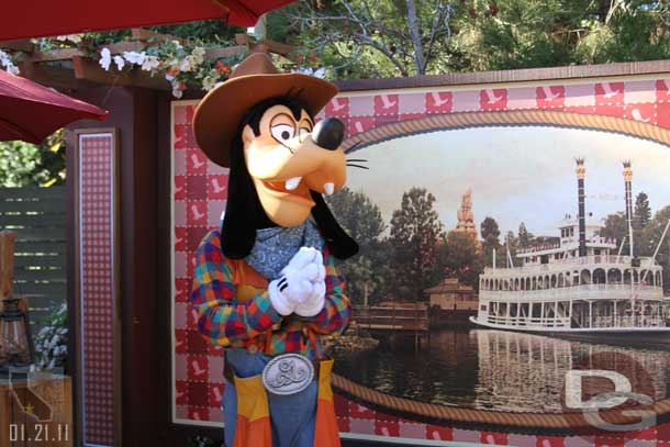 I thought the back drops were great with the Mark Twain and Big Thunder.