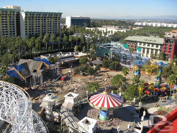 An overview of the dining area work.