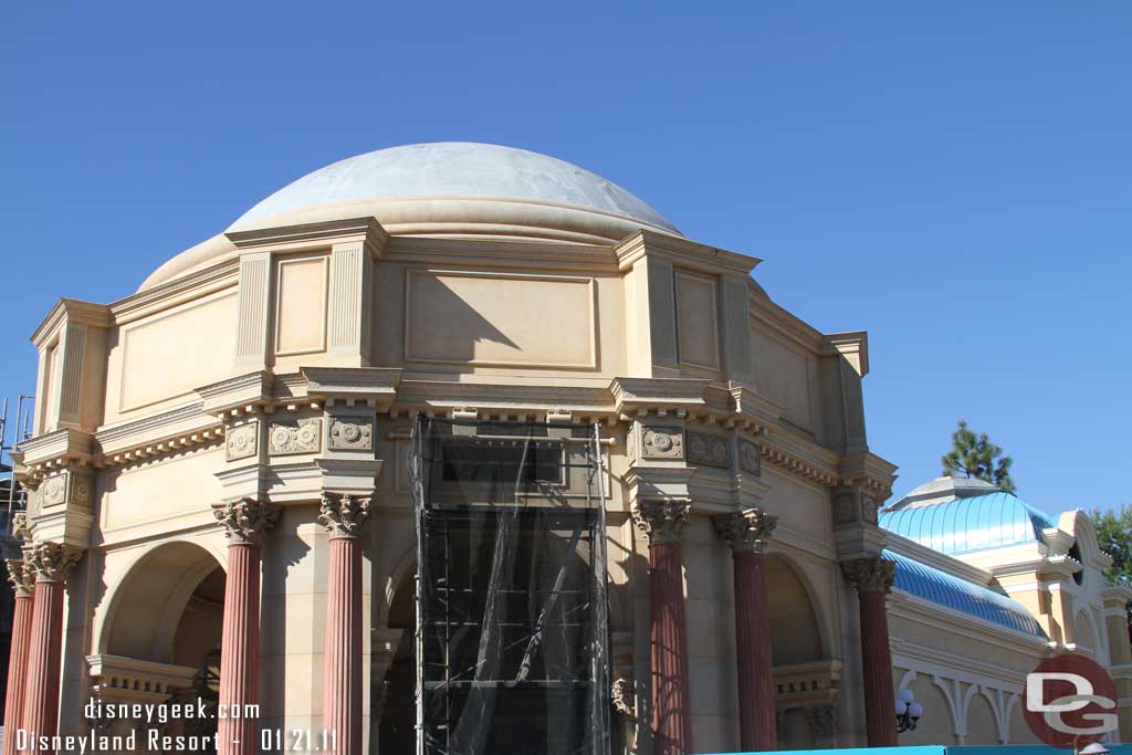 No real visible progress on the dome.