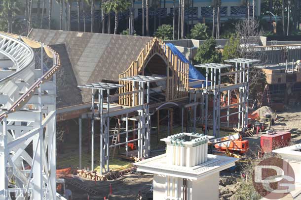 Some shots from the Fun Wheel of the Dining Area work.