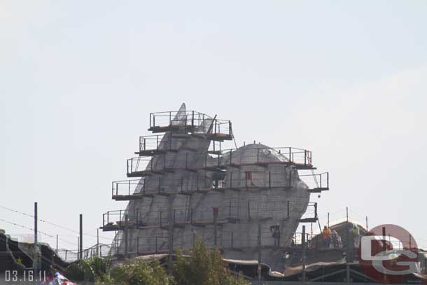 The tallest fin is now ready for concrete over on the Cadillac Range.