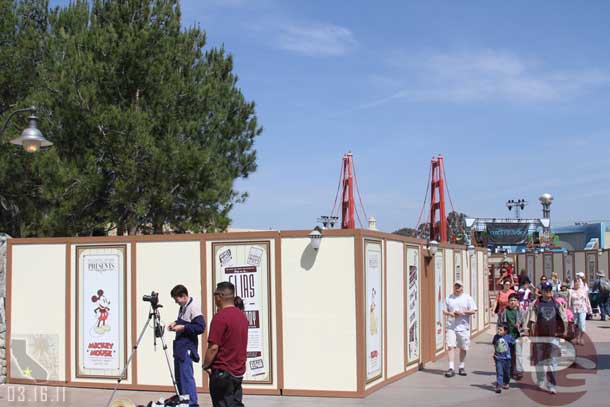 A better shot showing the corridor of walls you go through now to reach the front of the park.