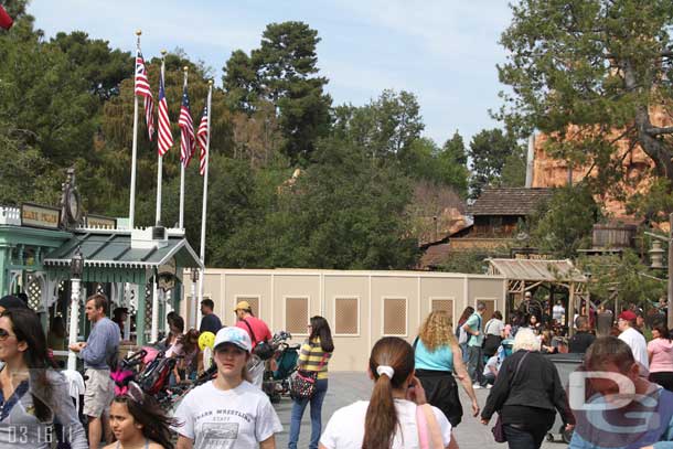 The walls in Frontierland have grown and now block the entire walkway.