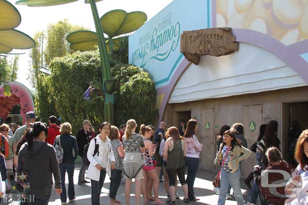 A long line for the womens restroom in Bugs too.  I think its because Aladdin let out recently.