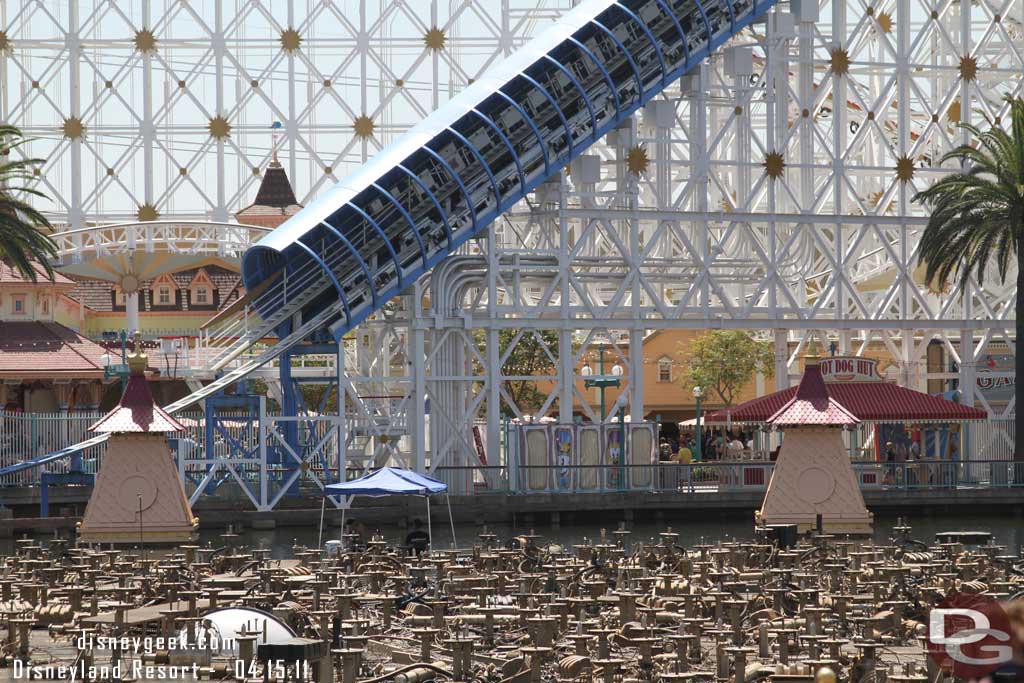 Working on the platform again/still.  Noticed some wall/tarp up under Screamin near the Hot Dog stand too.  