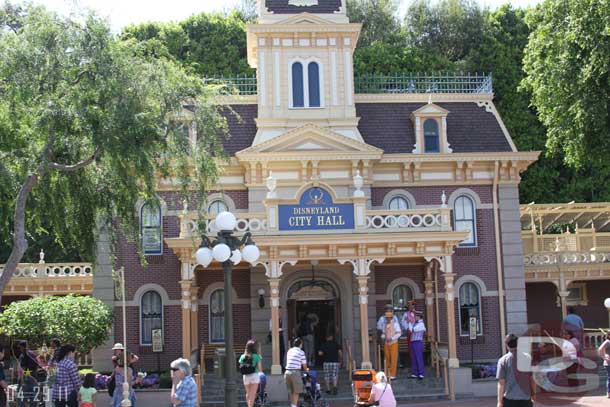 The Dapper Dans were performing from City Hall.