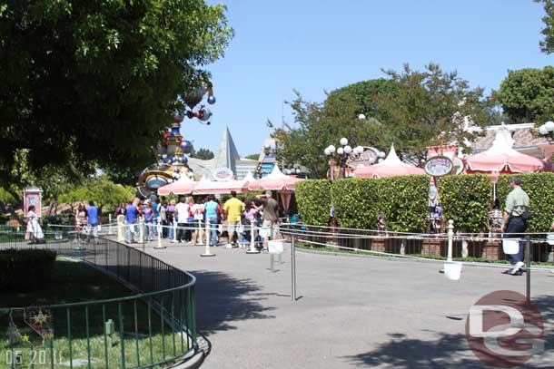 Ropes set up for an extended queue for Star Tours