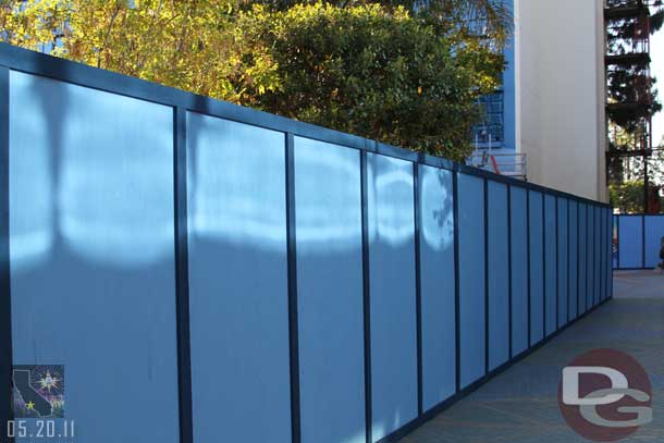 Speaking of new walls these up blocking the view of the current pool.  Wonder if that means they are going to open the new and close off the old for a while?