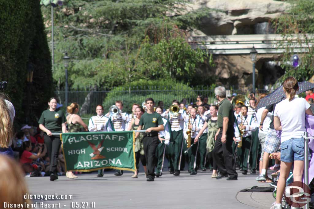 Waiting for the parade.  A band from Arizona was the pre-parade.