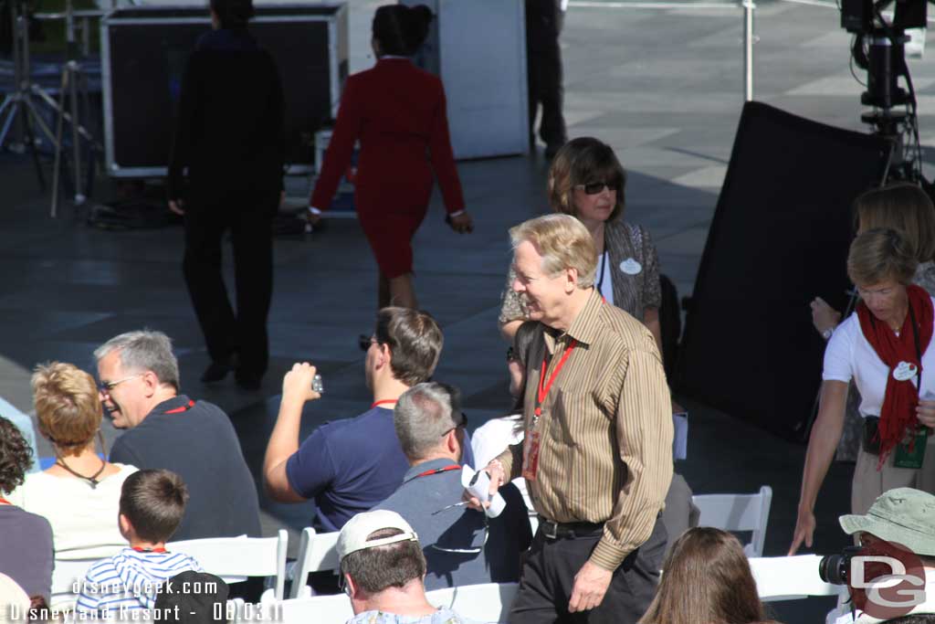 Tony Baxter arriving and taking his seat.