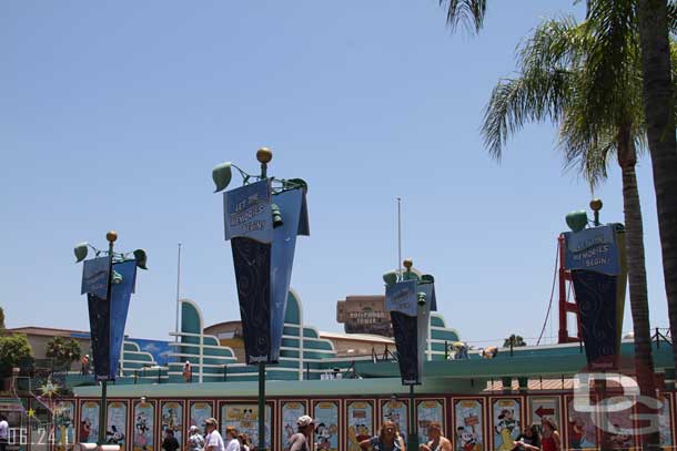 Most of the scaffolding and tarps are down around the new entrance.  We are only weeks away from the opening now, then the big projects begin as they work to create Buena Vista Street.