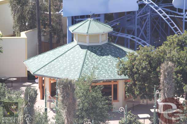 Back to the dining area.  PTs roof has been tweaked to give it some texture.  