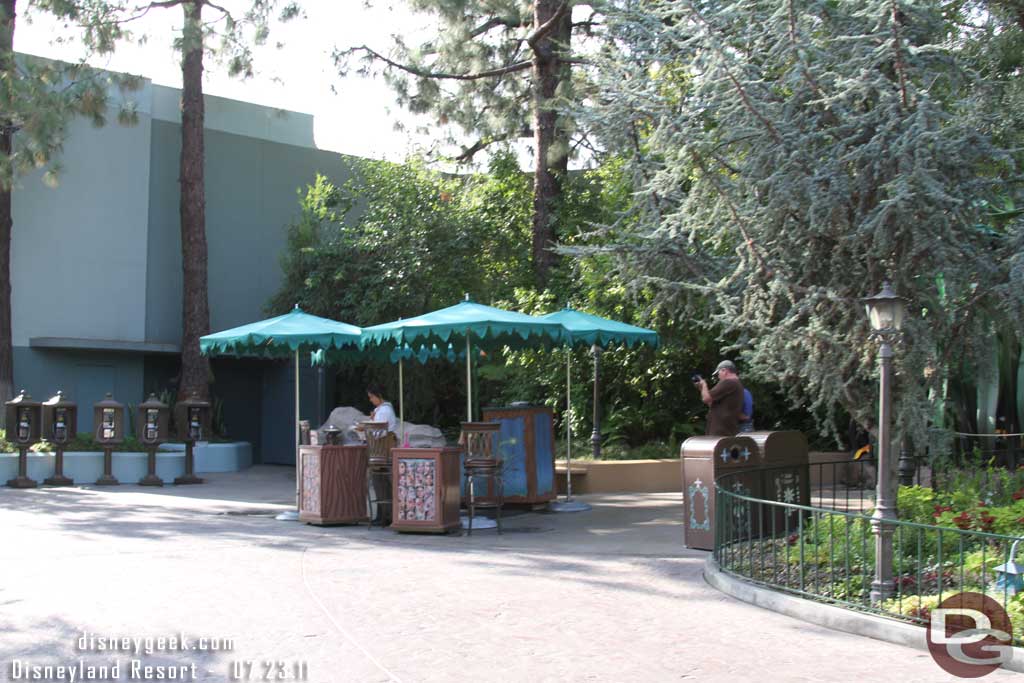 The gift shop carts are gone from Pixie Hollow, just the face painting one remains.  Wonder if those are being repurposed for DCA??  Or just gone for a while.