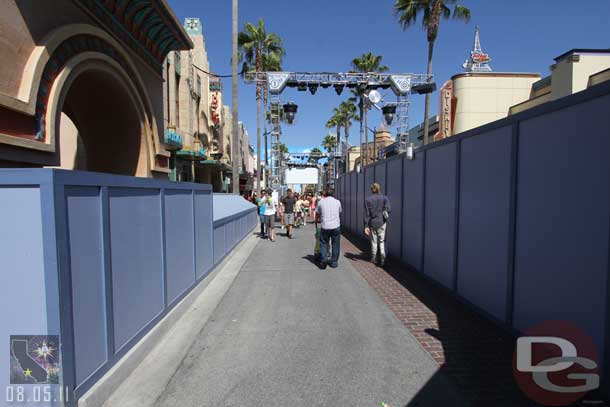 Has anyone been in the exit crowd for World of Color?  With this walkway so narrow and the one in the Sunshine Plaza how bad is it?  