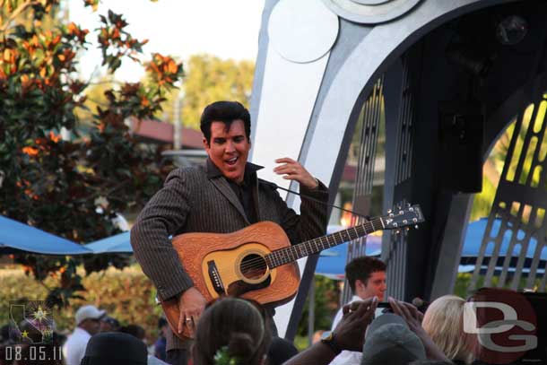 Elvis (Scot Bruce) was at the Tomorrowland Terrace stage.