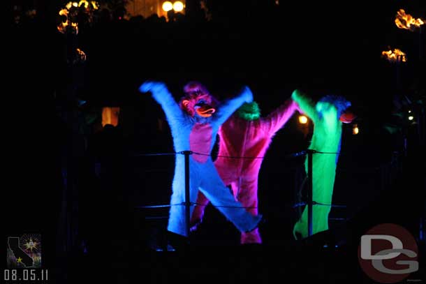 I walked by and Fantasmic was starting to pulled up a spot along the railing.  