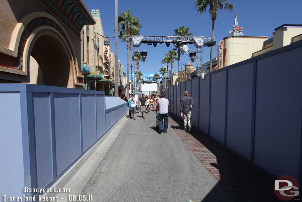 Has anyone been in the exit crowd for World of Color?  With this walkway so narrow and the one in the Sunshine Plaza how bad is it?  