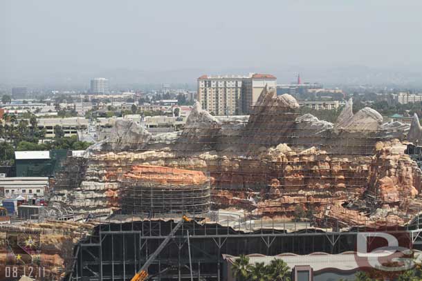 An overview of the site.  Notice the crane in the foreground (more shots in a few pages).