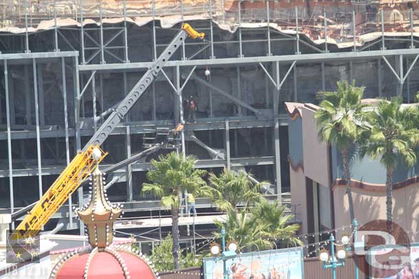 Back to that crane I mentioned early.  Looks like they are adding more steel supports for whatever will be on the backside of the rock work.