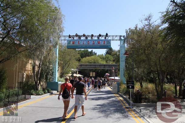 Turning left from the previous shot the entranceway to the park.