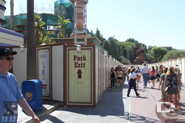 Here is the end of the wall, to my left is Disney Juniors entrance.