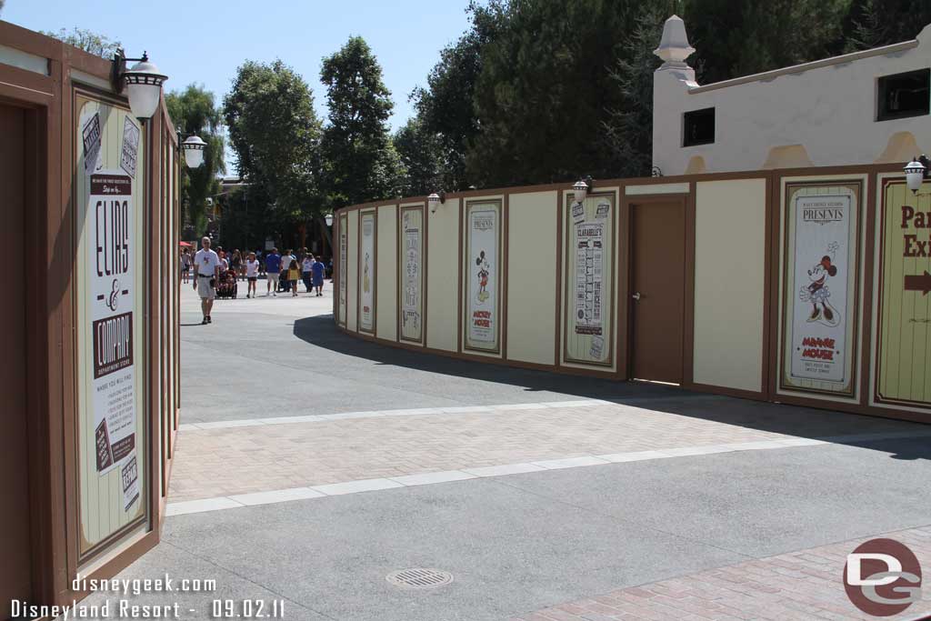 Walking back up the path and taking the left near the Pump House, the Carthay is on my left here.