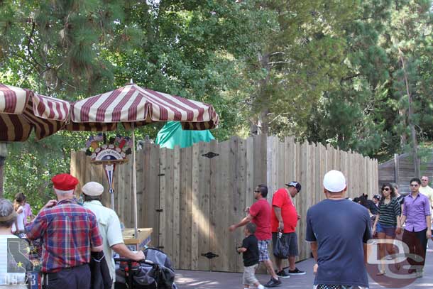 More walls up near where the DVC cart popped up several weeks ago.  Wonder if they are going to make it more permanent?