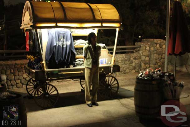 A cart on the trail when you head toward GRR set up for the exiting masses to buy that last minute gift on the way out.