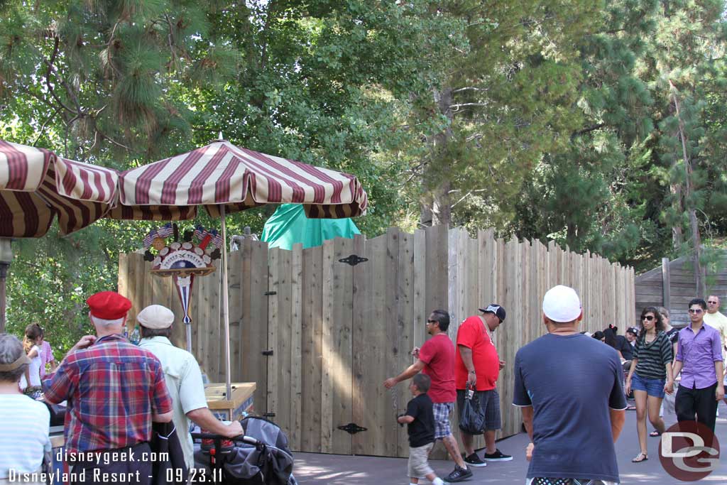 More walls up near where the DVC cart popped up several weeks ago.  Wonder if they are going to make it more permanent?