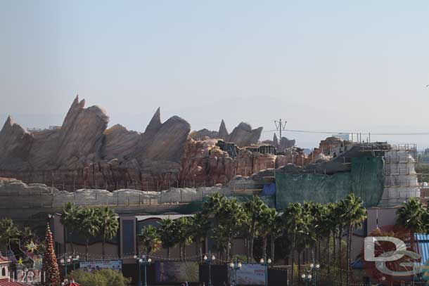 From the Fun Wheel you can see they are moving right along with the concrete on the new rock face overlooking the Pier.