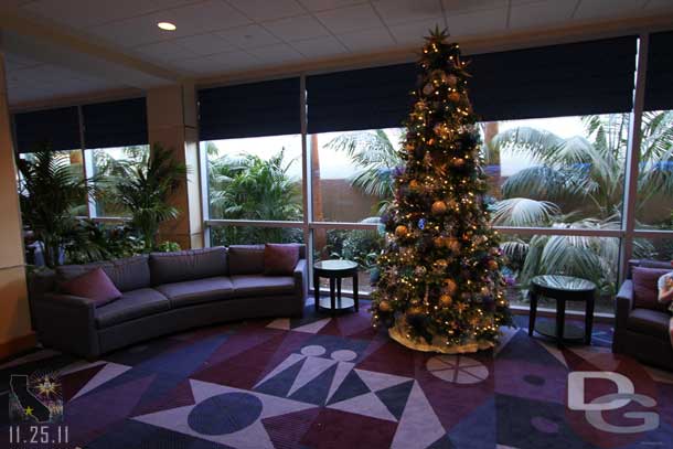 The tree in this lobby.