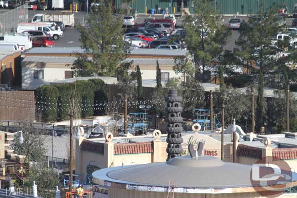 Over to the Flying Tires area.  Looks like the lights are going in (you can see them strung in the background as well as the lifts).