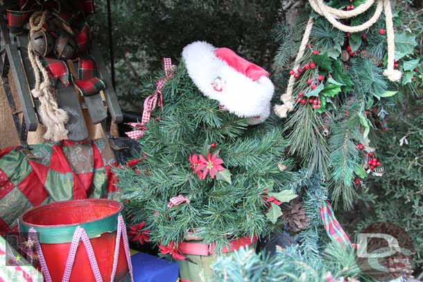 Random Christmas decoration shot.. this is in one of the carriages outside the ranch.