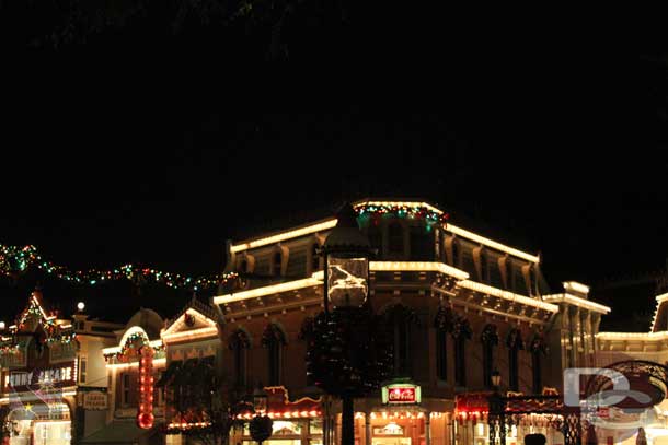 The gas lamp at the end of the street was out and Coke Corner looked rather dark in the background too.