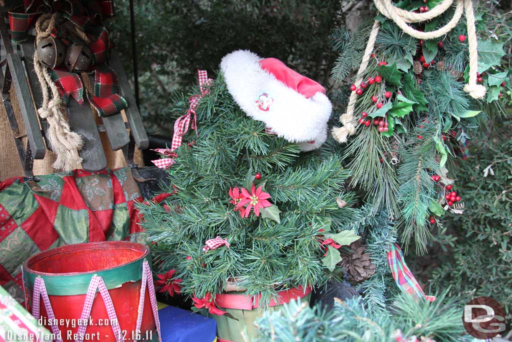 Random Christmas decoration shot.. this is in one of the carriages outside the ranch.