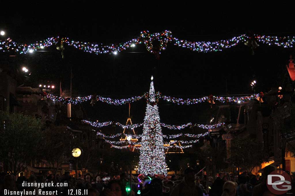 During the wintertime enchantment/snow event the lights all turn white.