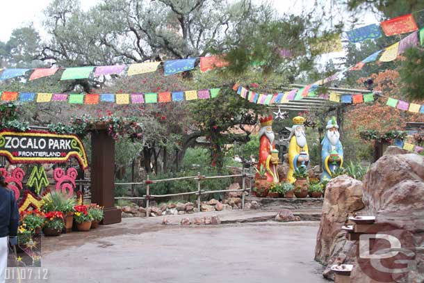 Zocalo Park and the restaurant were celebrating Dia De Reyes (Three Kinds Day) this weekend.