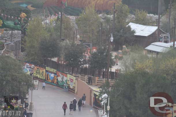 With the Cars Meet and Greet gone you get a clear shot into Maters.  Looks like the interior fence is done and the perimeter one is taking shape.