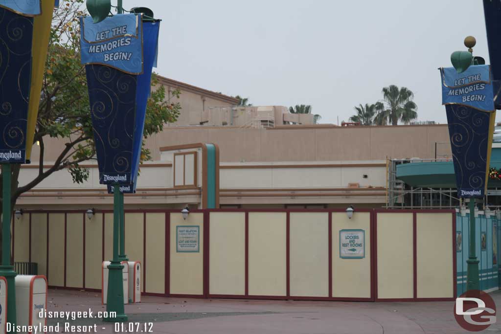 Had some time to kill while waiting for others so a quick look over at Buena Vista Street work (more pictures later once the park opens).