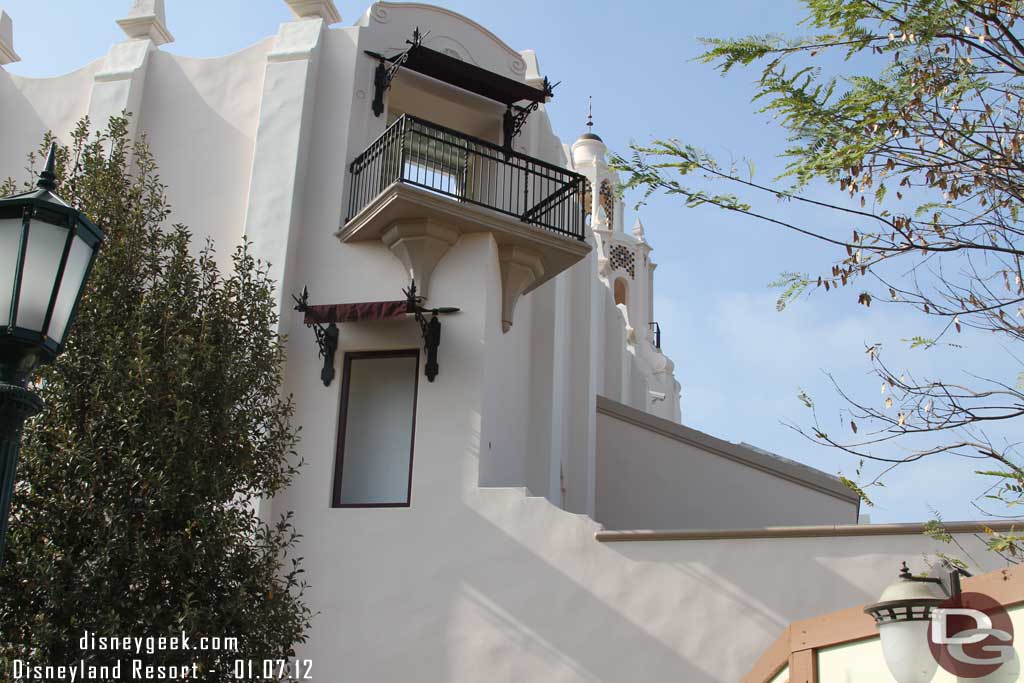 Back to the Carthay.  This is the side overlooking Disney Jr.