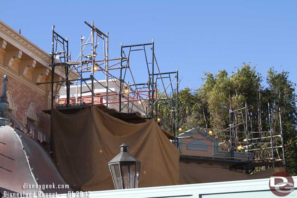 Some scaffolding up on Main Street.  This is the south side that overlooks the Carnation Cafe (opposite the Bakery).