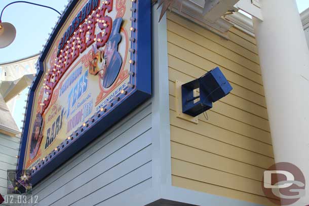 A closer look at the midway shops work.