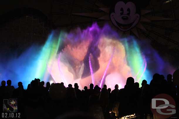 Still no pop up projection domes in World of Color, was hoping after the recent work they would be back.