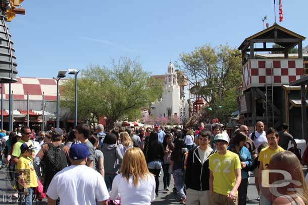 A lot of people walking through Condor Flats this afternoon.