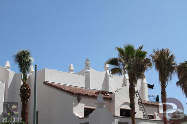 This portion of the Carthay roof is done already.