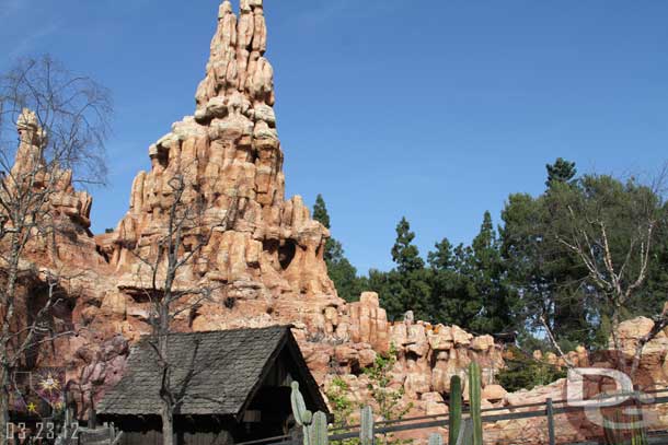 Big Thunder was down when I walked by.