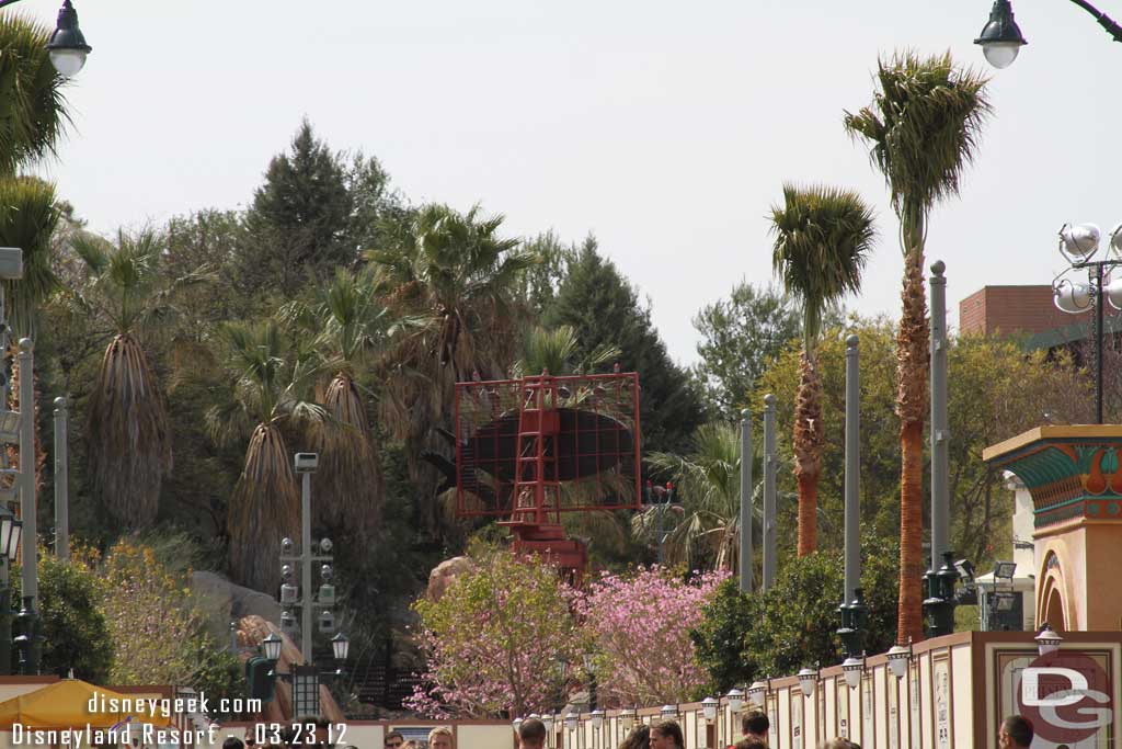 Notice all the light poles and trees are in along the street.