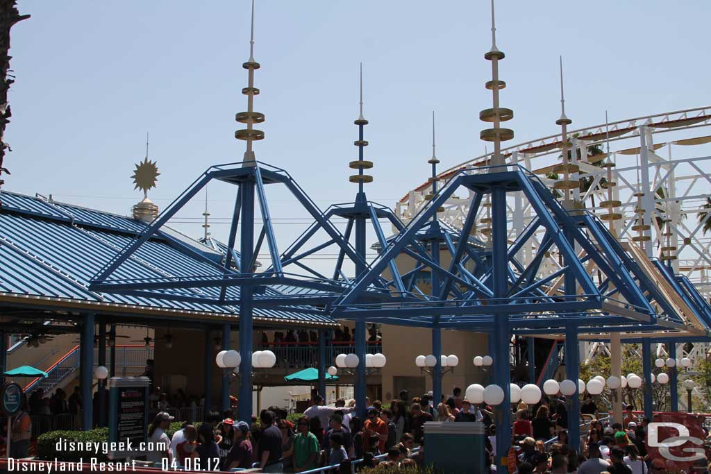 They are repainting the Screamin Queue.  So no shade for the spring breakers in line.