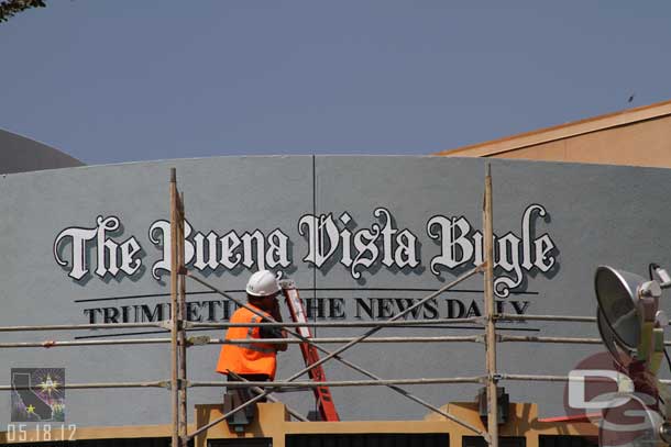 Another great sign being painted.