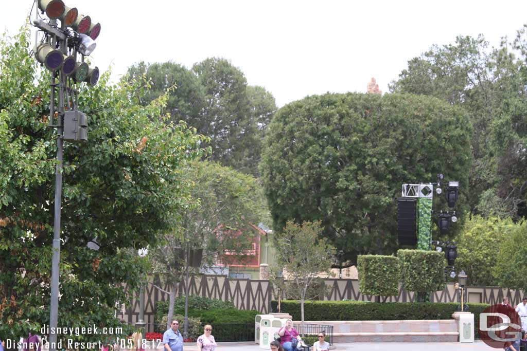 Hard to see what is going on at Plaza Gardens.  Looks like much of the concrete and retaining wall on the North side are gone.